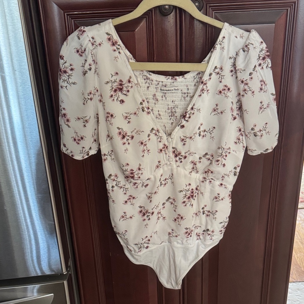 Abercrombie & Fitch Floral Bodysuit - Cream and Red